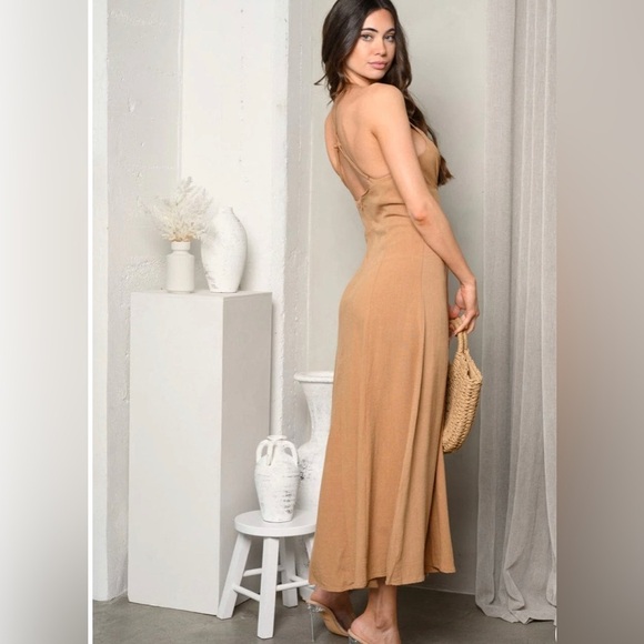 NEW Women’s Sleevless Front Cut Out Maxi Dress - Picture 3 of 5